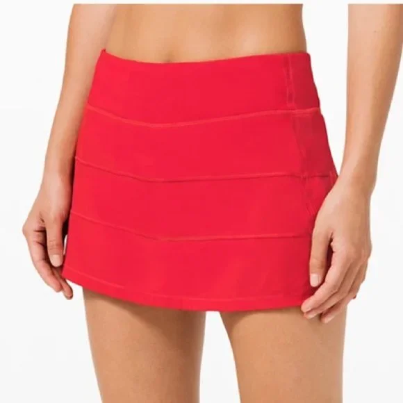 SOLD Lululemon Pace Rival Skirt  4-way Stretch red lipstick  sz 8 - Picture 2 of 8